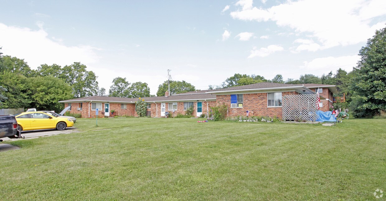 Hidden Valley Apartments Apartments in Davisburg, MI