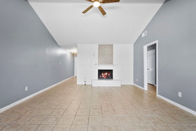 Building Photo - 8611 Sherrywood Dr