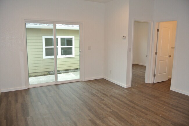 Foto del edificio - 1 Bedroom, 1 Bathroom Duplex in Downtown P...