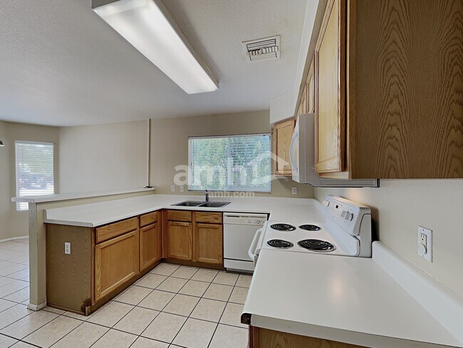 Foto del edificio - 8002 S Wild Primrose Ave