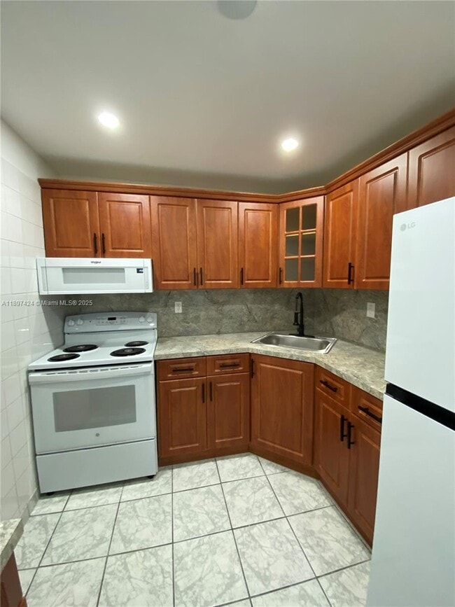 Building Photo - 9455 W Flagler St