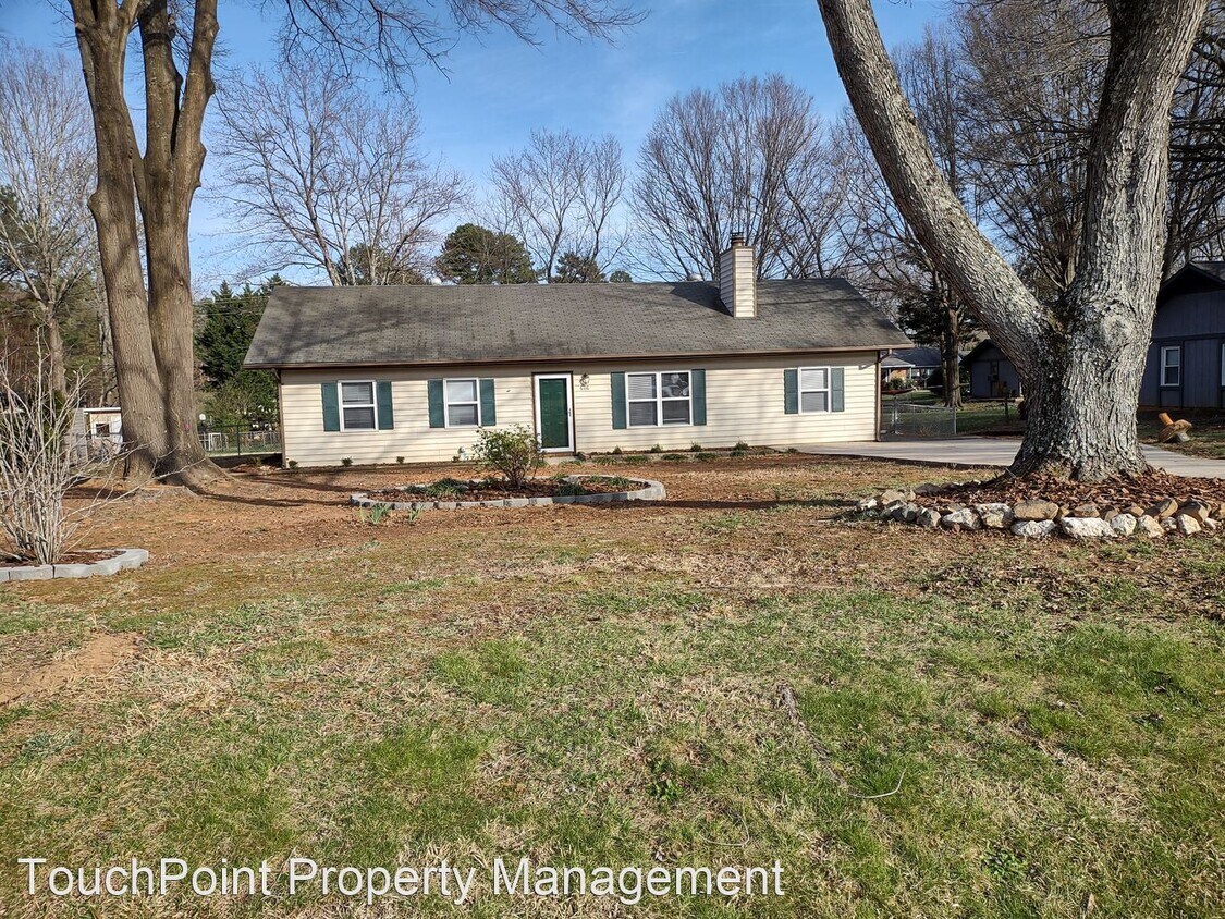 Primary Photo - 3 br, 1.5 bath House - 6116 Allen Black Rd