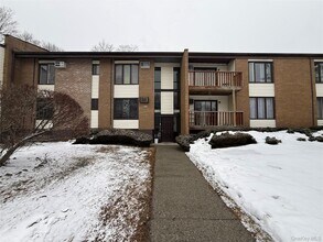 Building Photo - 3 Hook Rd