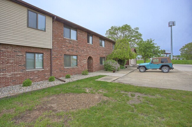 Foto del edificio - 2 Bedroom, 1.5 Bathroom Condo (AVAILABLE S...