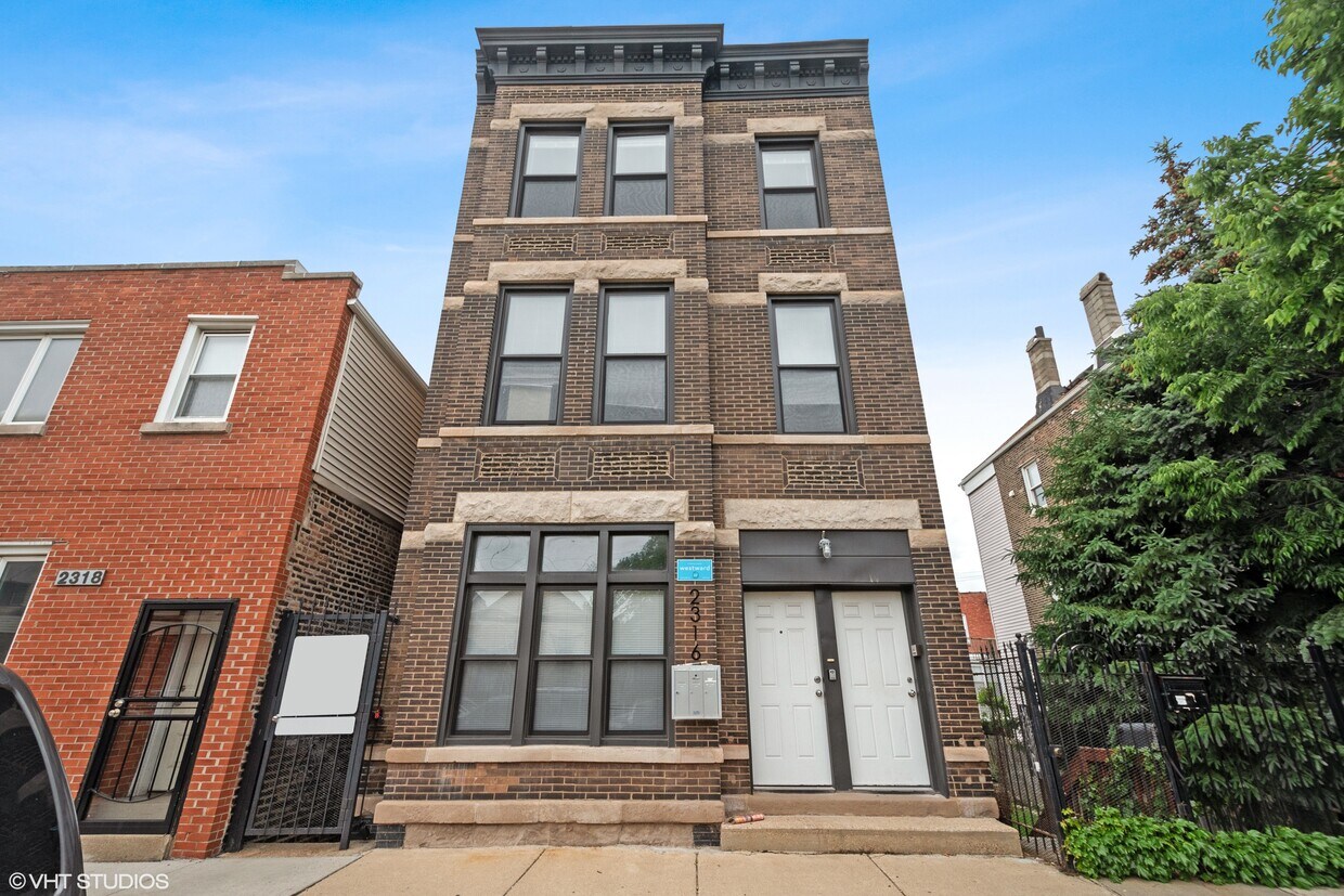 Primary Photo - 2316 S Leavitt St