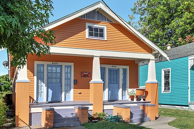 Unit has non-walkthrough bedrooms...not your typical shotgun - 8422 Birch St