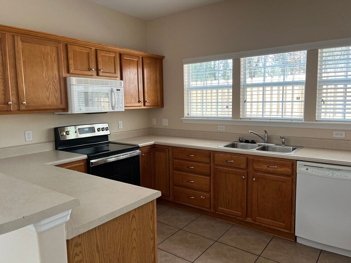 Foto del edificio - Townhouse for Rent in Crawfordville