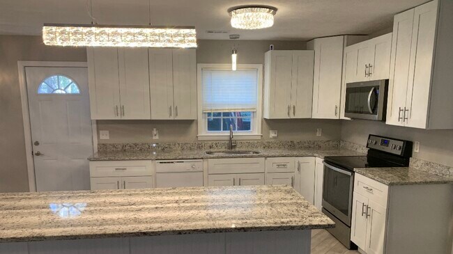 Building Photo - 518 Great Oak Cir