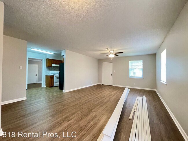 Building Photo - 3 br, 1.5 bath House - 1205 Gilman St.