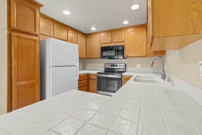 Foto del edificio - 6190 Gerdts Dr