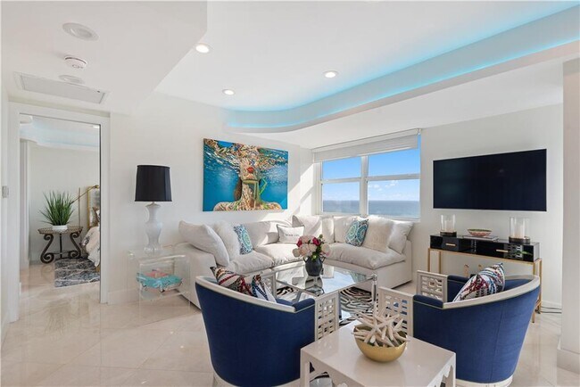 Building Photo - 209 N Fort Lauderdale Beach Blvd