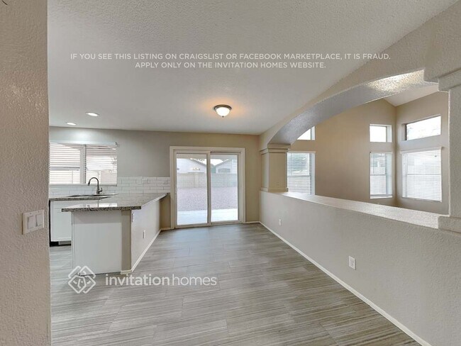 Foto del edificio - 1339 E Park Ave