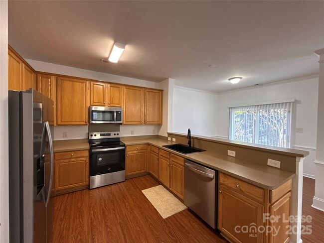 Building Photo - 3415 Cole Mill Rd