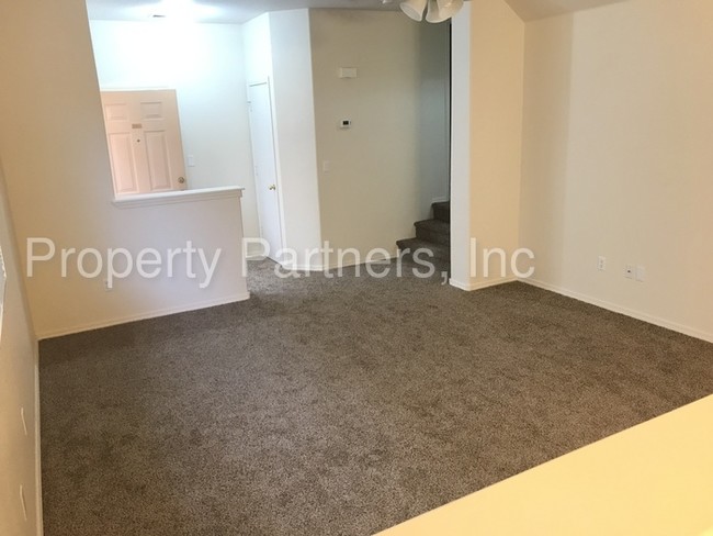 Foto del edificio - 6501 San Antonio Dr NE