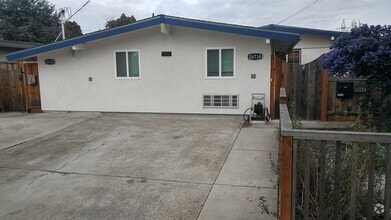 Building Photo - 26732 Contessa St