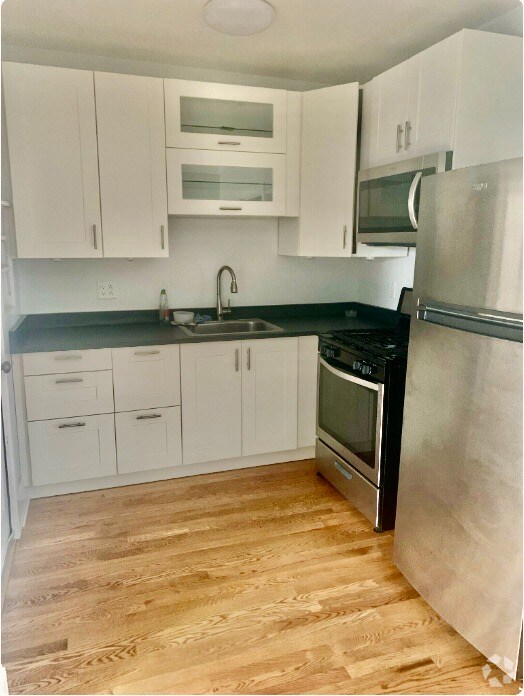 Portage Park Apartments for Rent with Utilities Included Chicago, IL