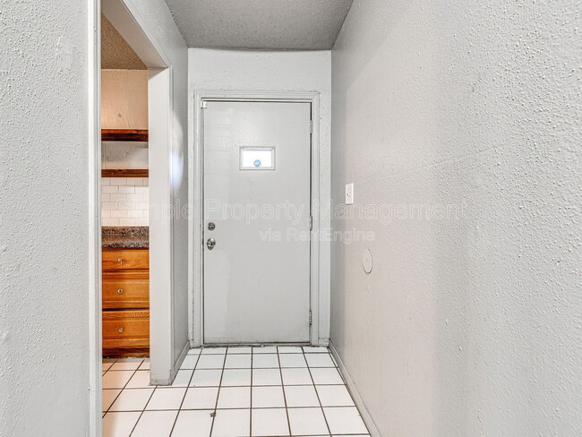 Photo - 601 N Wisconsin Ave House