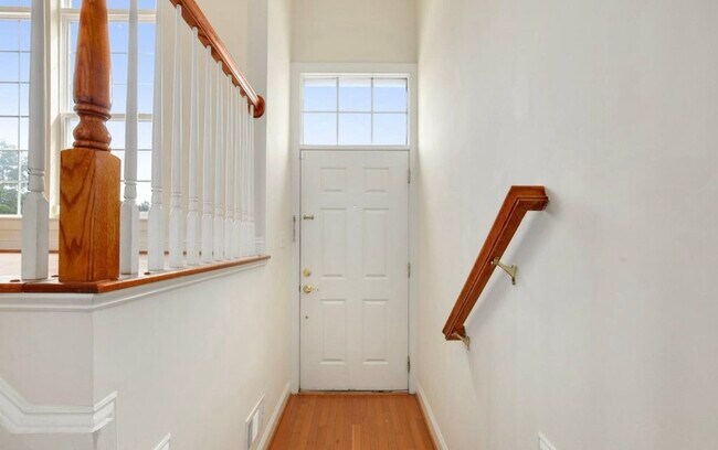 Foto del edificio - 3915 Chelsea Park Ln