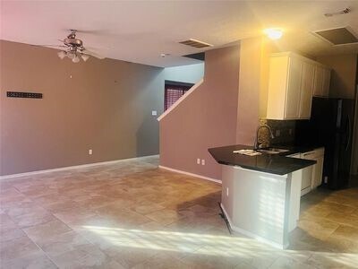 Building Photo - 6107 Shelbourne Park Ln