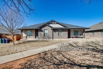 Building Photo - 407 Vail Cir