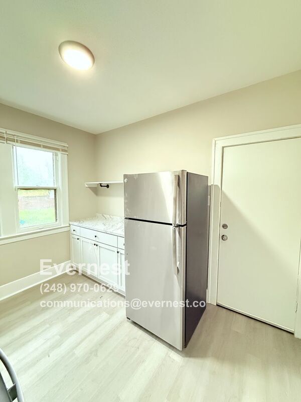 Foto del edificio - 5440 Milford St