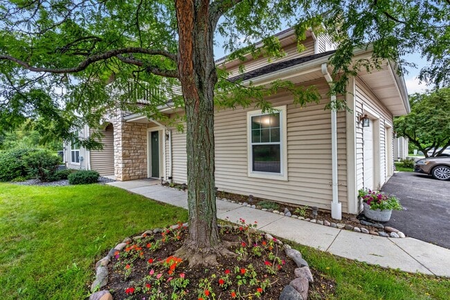Building Photo - 9411 S Cobblestone Way