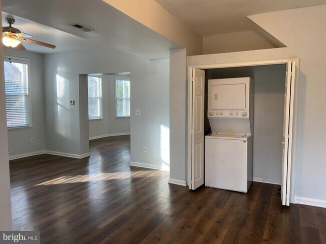 Building Photo - 3414 Garrison Blvd