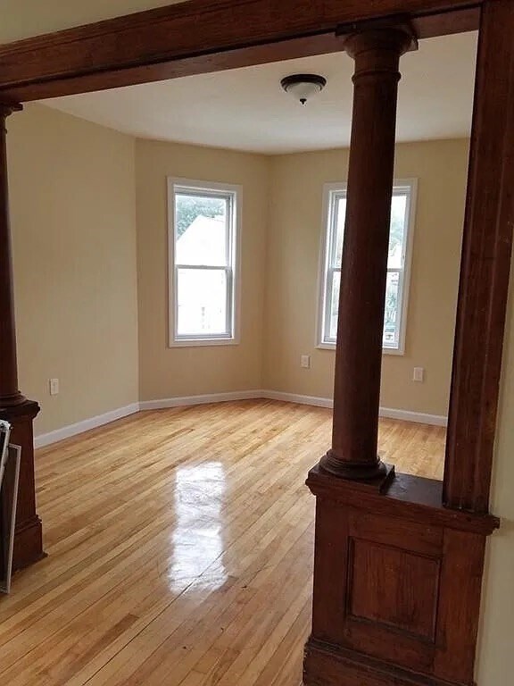 Foto del edificio - 121 Winfield St