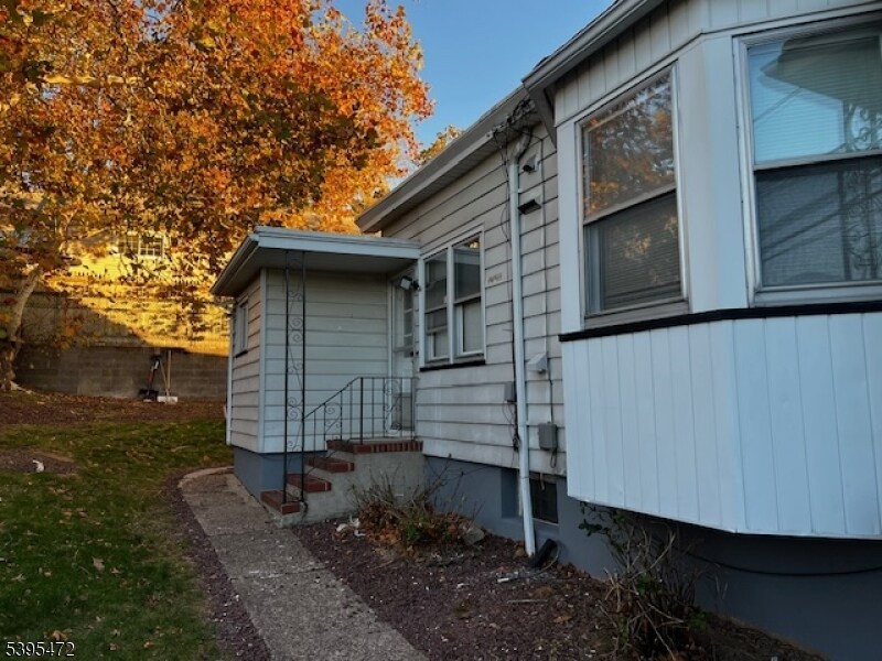 Foto principal - 110 Rockland Ave