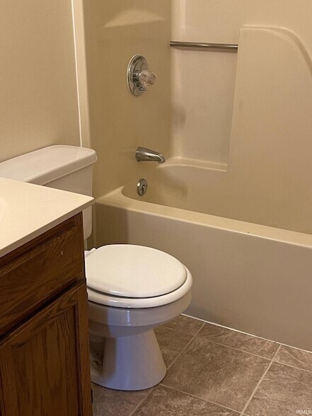 Foto del edificio - 5243 Raubs Ln