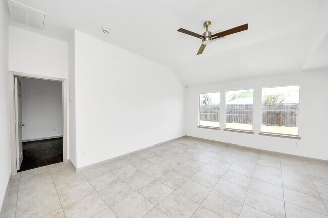 Building Photo - 6706 Hayman Dr
