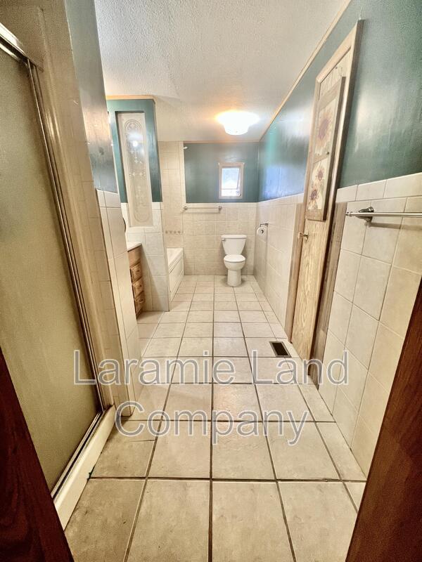 Building Photo - 954 N McCue #38