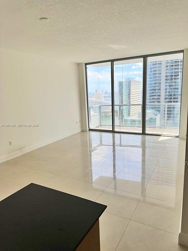 Foto del edificio - 1050 Brickell Ave