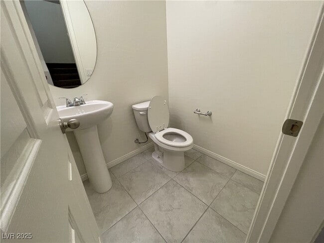 Building Photo - 11747 Emerald Lk Ave