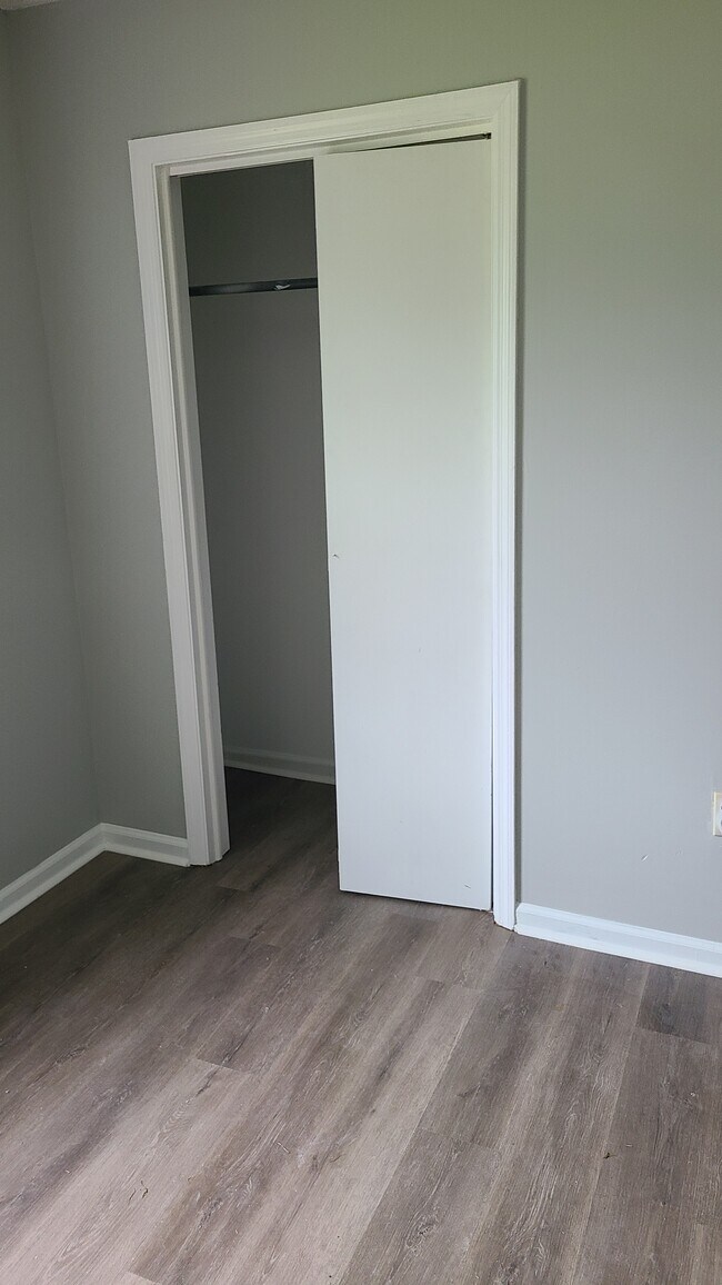 Foto del edificio - 3285 Charleston Hwy