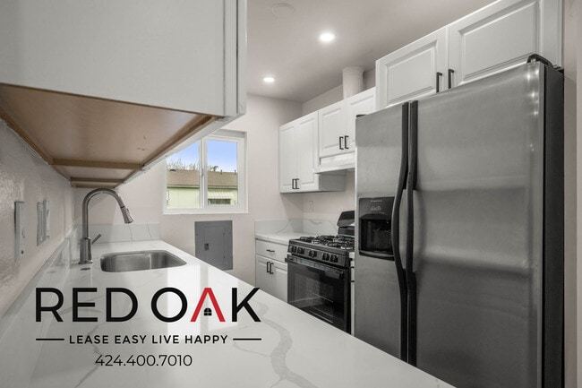 Building Photo - Magnificent Two Story, Three Bedroom with ...