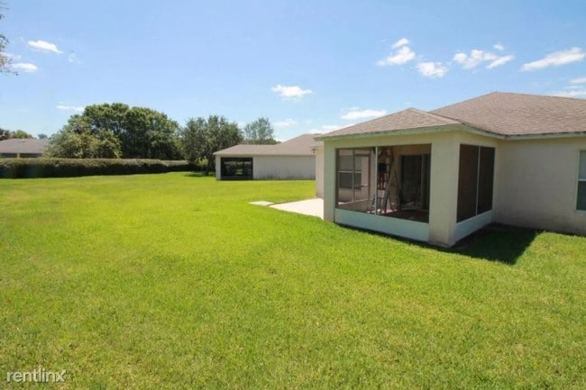 Building Photo - 4 br, 2 bath House - 955 North 13th Sq