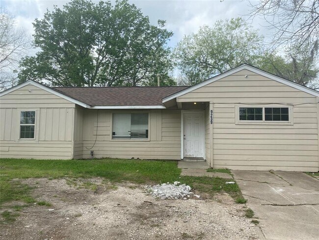 Building Photo - 9239 Forest View St