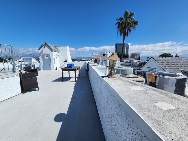 Building Photo - 4401 Sepulveda Blvd