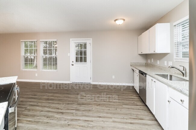 Foto del edificio - 12333 Stowe Acres Dr