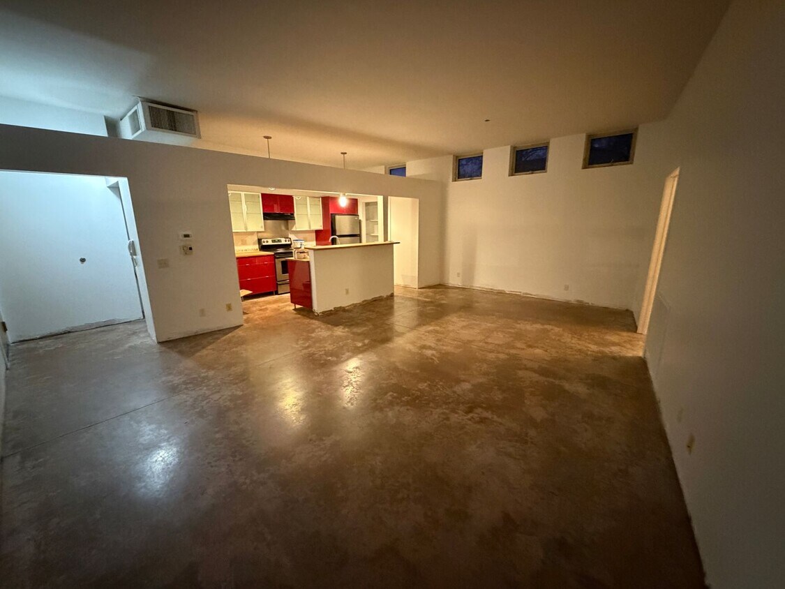 Foto del edificio - Modern gated 1 bedroom