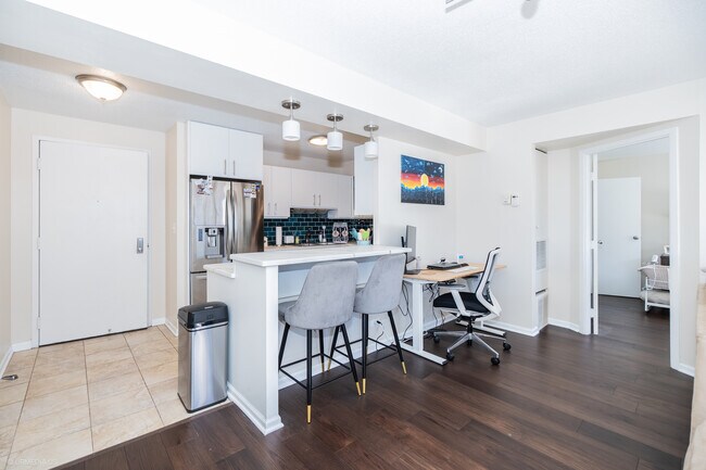 Foto del edificio - 1309 N Wells St