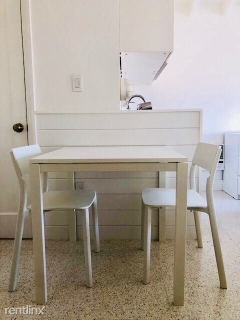 Foto del edificio - 1 br, 1 bath Apartment - 4730 Alton Rd