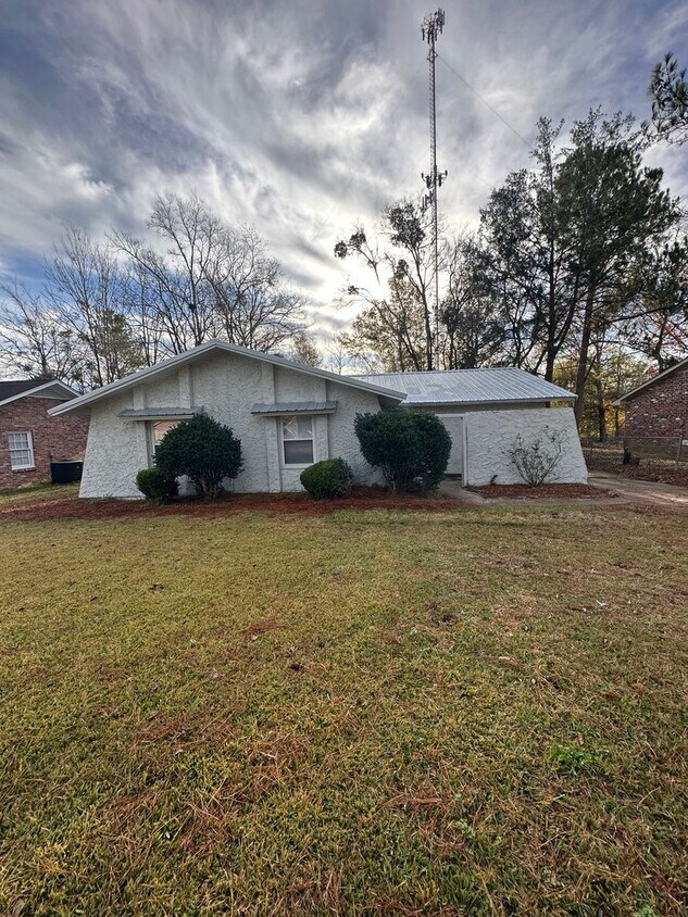 4112 Saint Louis Road Montgomery, AL 36116 House Rental in Montgomery