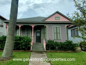 Building Photo - 3117 Avenue Q