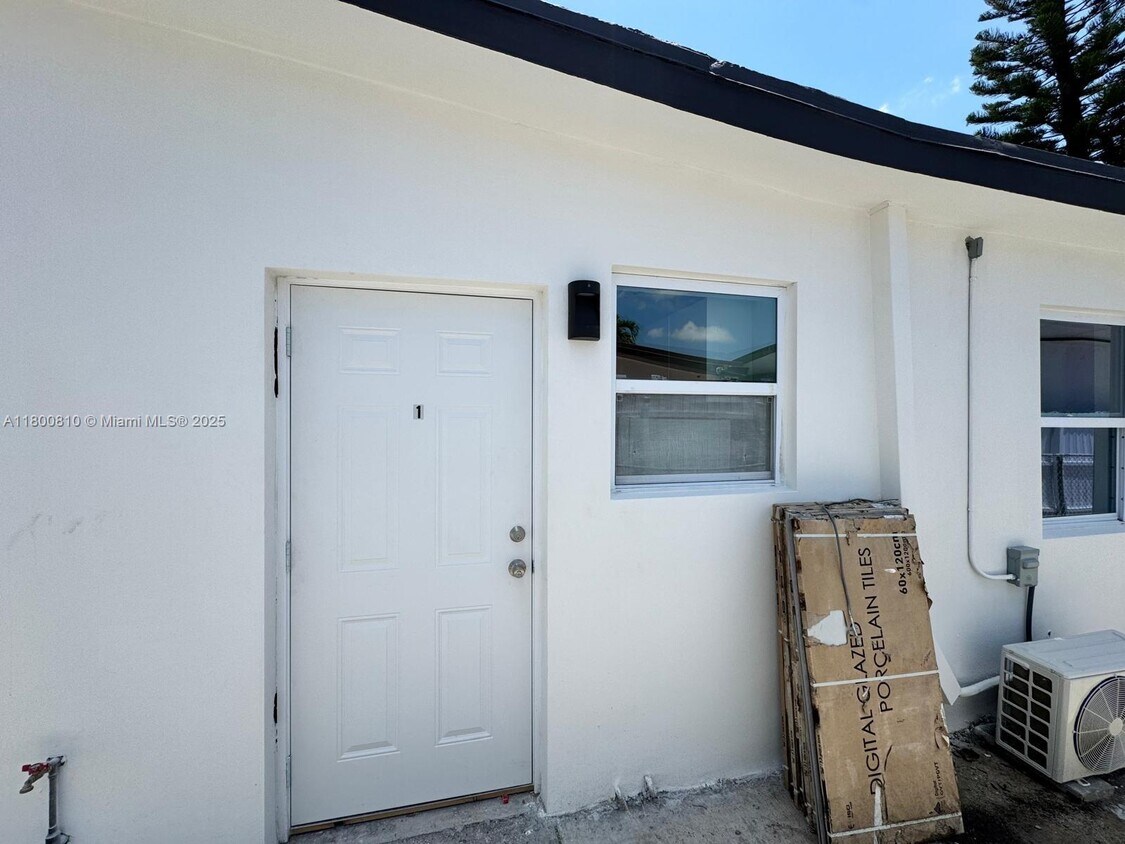 Foto principal - 11000 SW 47th Terrace