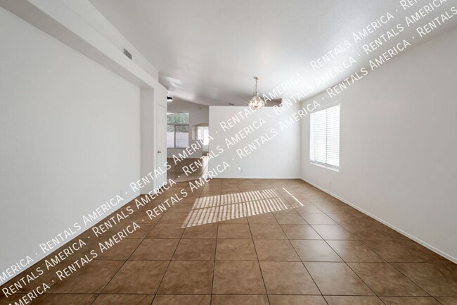 Building Photo - 295 N Hudson Pl