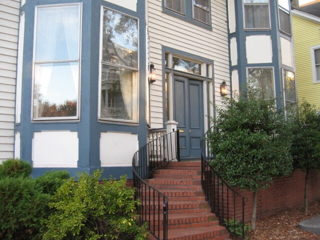 Front Entrance - 364 Middle St