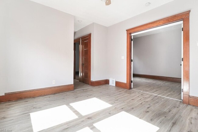 Building Photo - 1388 W 91st St