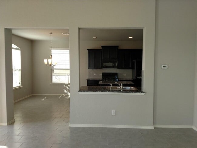 Building Photo - 133 Flatland Trl